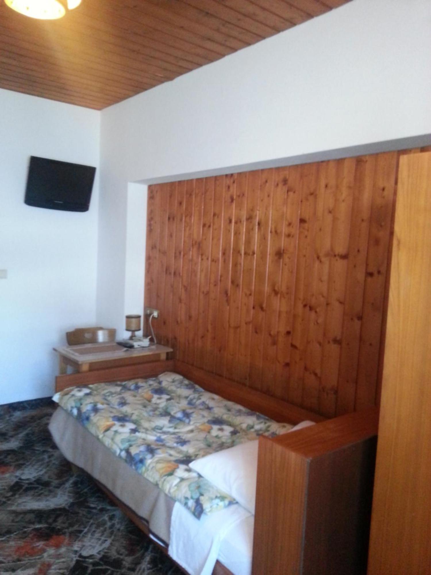Pension Panorama Monguelfo-Tesido / Welsberg-Taisten Eksteriør billede